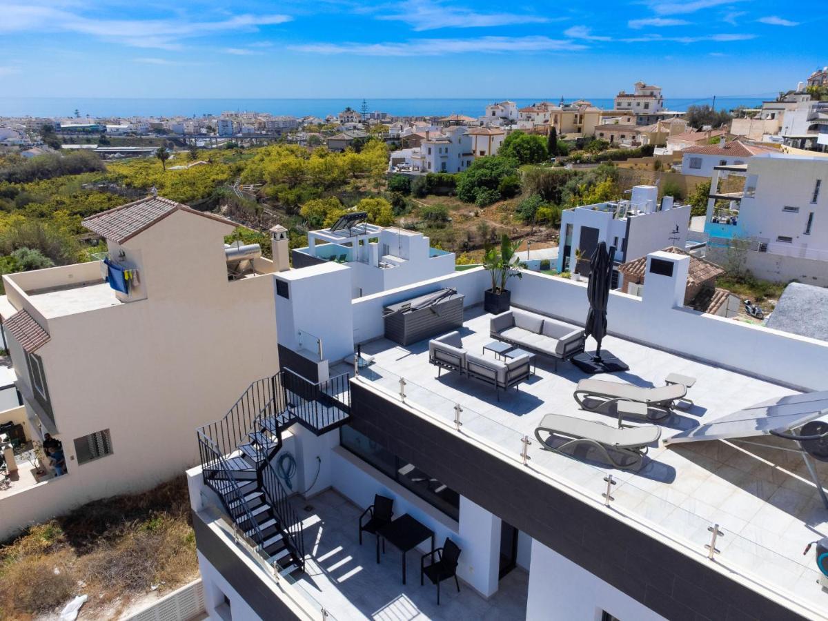 María Сasa de vacaciones Nerja